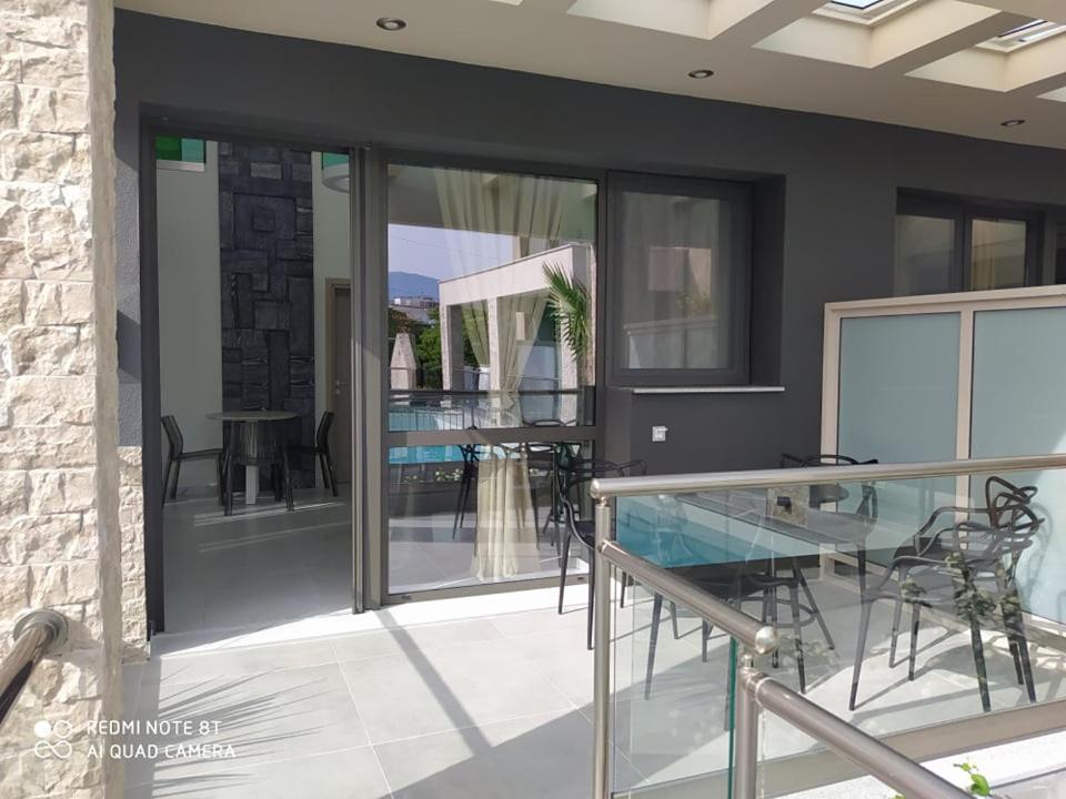 Amalia Deluxe Villas Vrasná 외부 사진